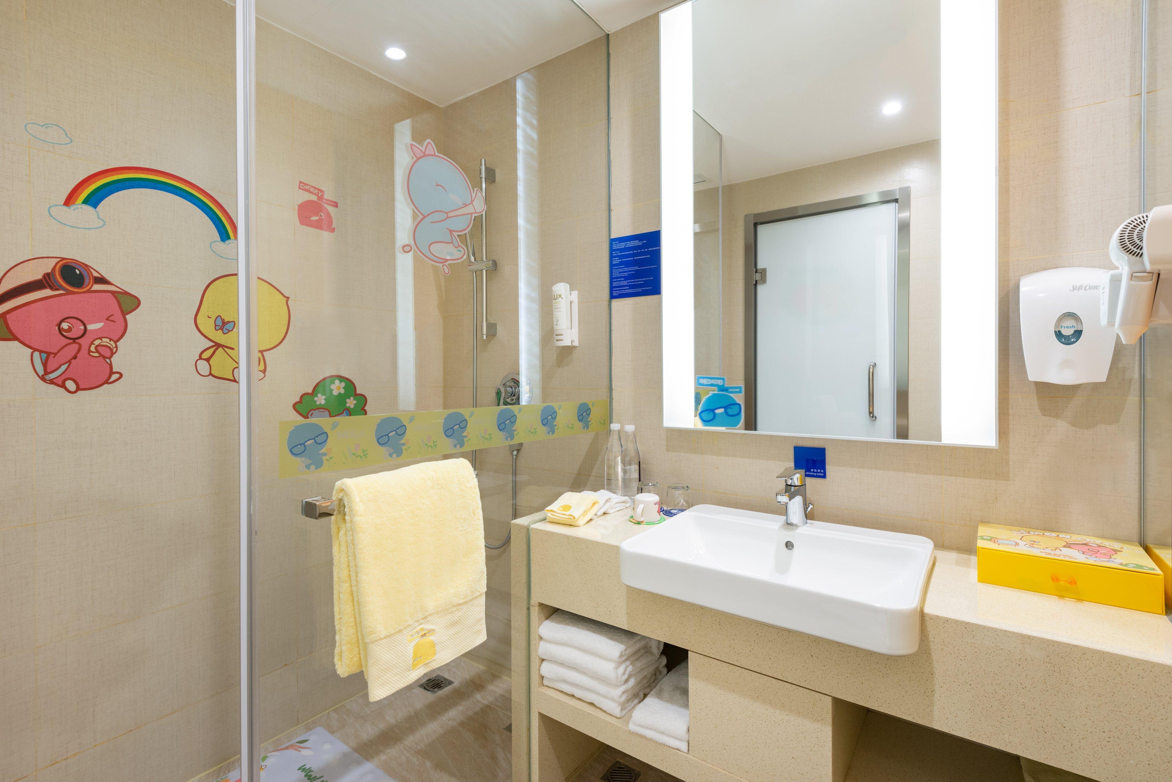 Holiday Inn Express Shanghai Zhenping By Ihg Exterior photo