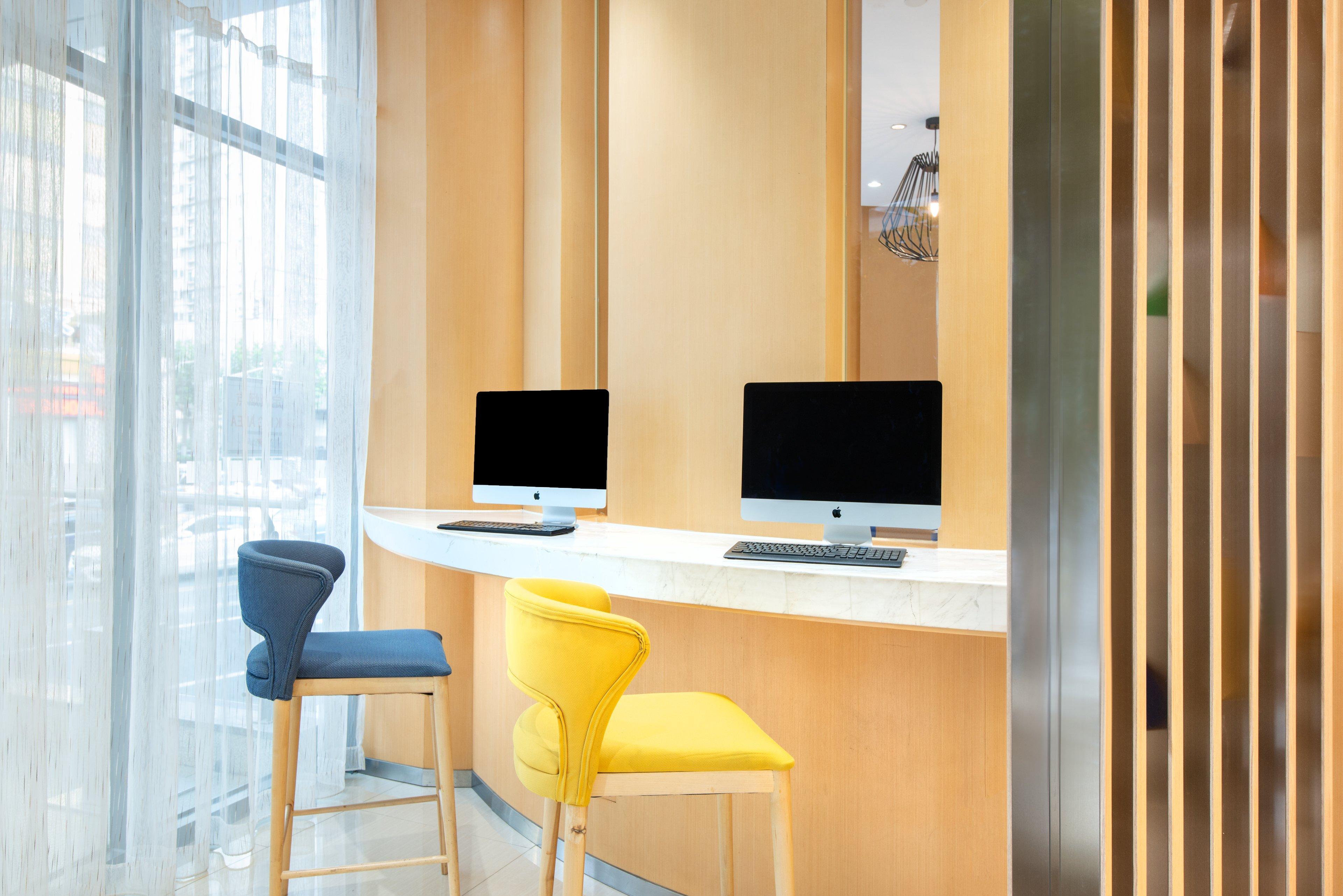 Holiday Inn Express Shanghai Zhenping By Ihg Exterior photo